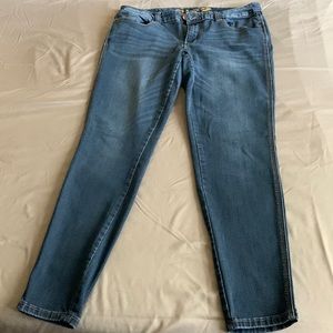 Seven7 jeans